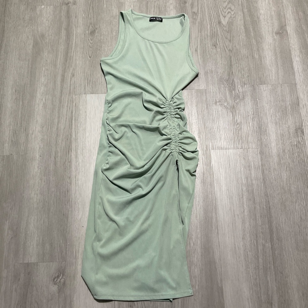 SHEIN Light Green Ribbed Tank Top